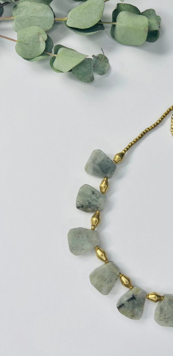 Product Image for  Natural labradorite stone with brass