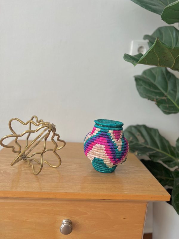 Product Image for  Turquoise ￼queen basket