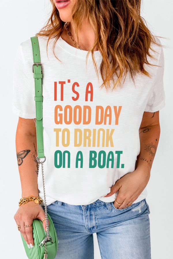 Product Image for  IT’S A GOOD DAY TO DRINK ON A BOAT Graphic Tee