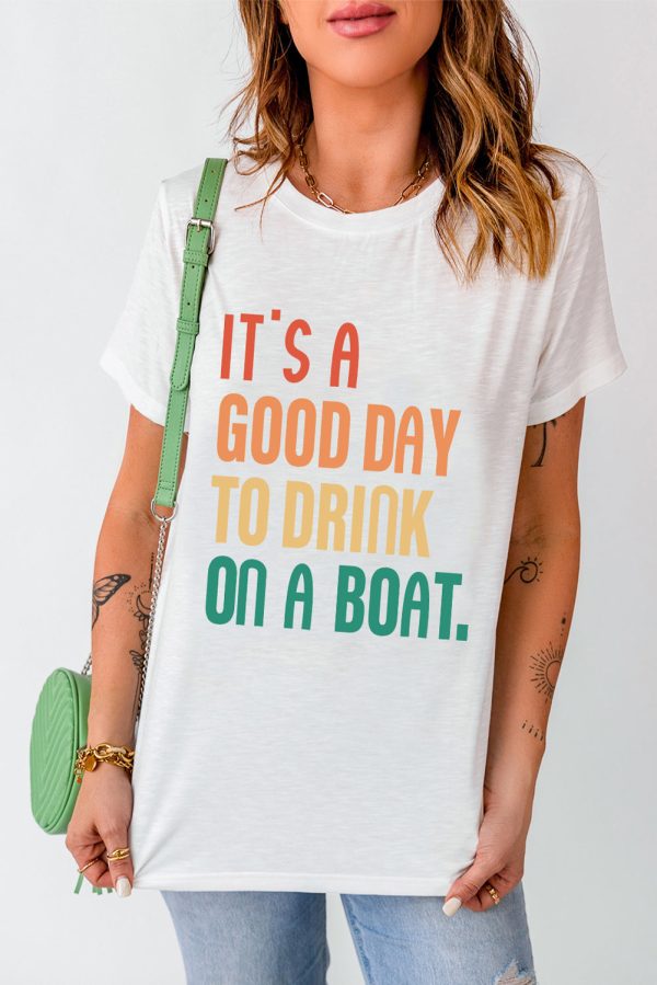 Product Image for  IT’S A GOOD DAY TO DRINK ON A BOAT Graphic Tee