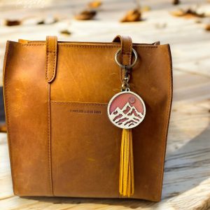 Product Image for  Mountain Medallion Purse Charm